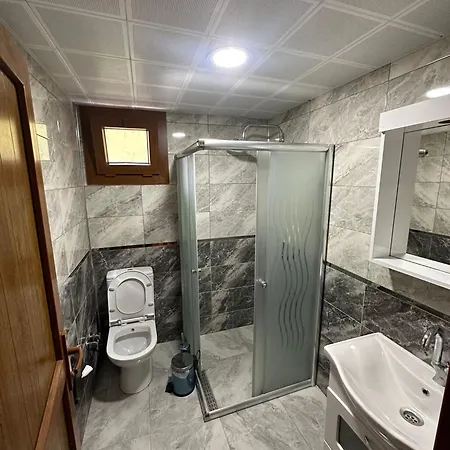 Hotel Peruma 2*