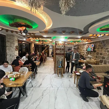 Hotel Peruma 2*