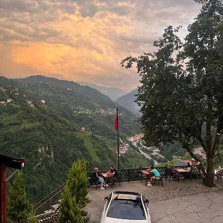Peruma Hotel Çamlıhemşin